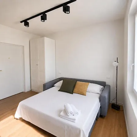 Stylish Modern Near Center Appartamento