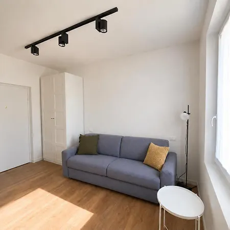 Stylish Modern Near Center Appartamento