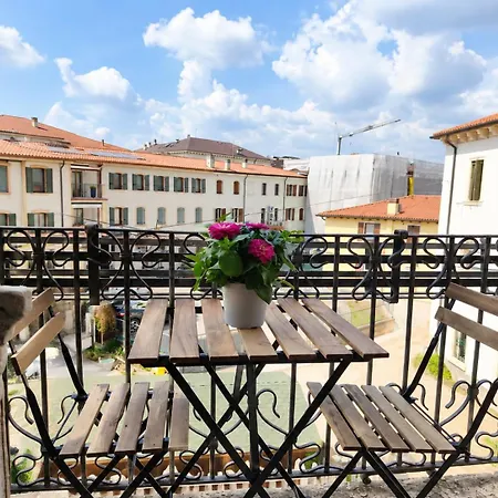 Appartamento Stylish Modern Near Center *
